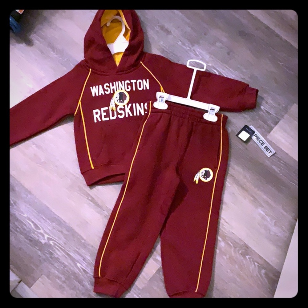 Washington Redskins 3T Hooded Sweatsuit